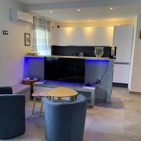 Grand Studio Tres Agreable Avec Bar, Cuisine Et Terrasse 케인즈수르메르 외부 사진