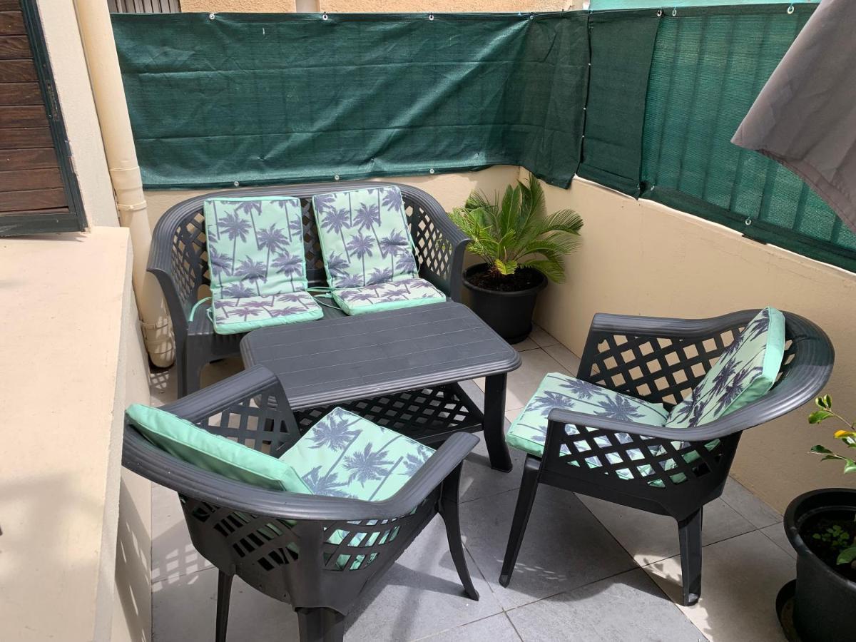 Grand Studio Tres Agreable Avec Bar, Cuisine Et Terrasse 케인즈수르메르 외부 사진